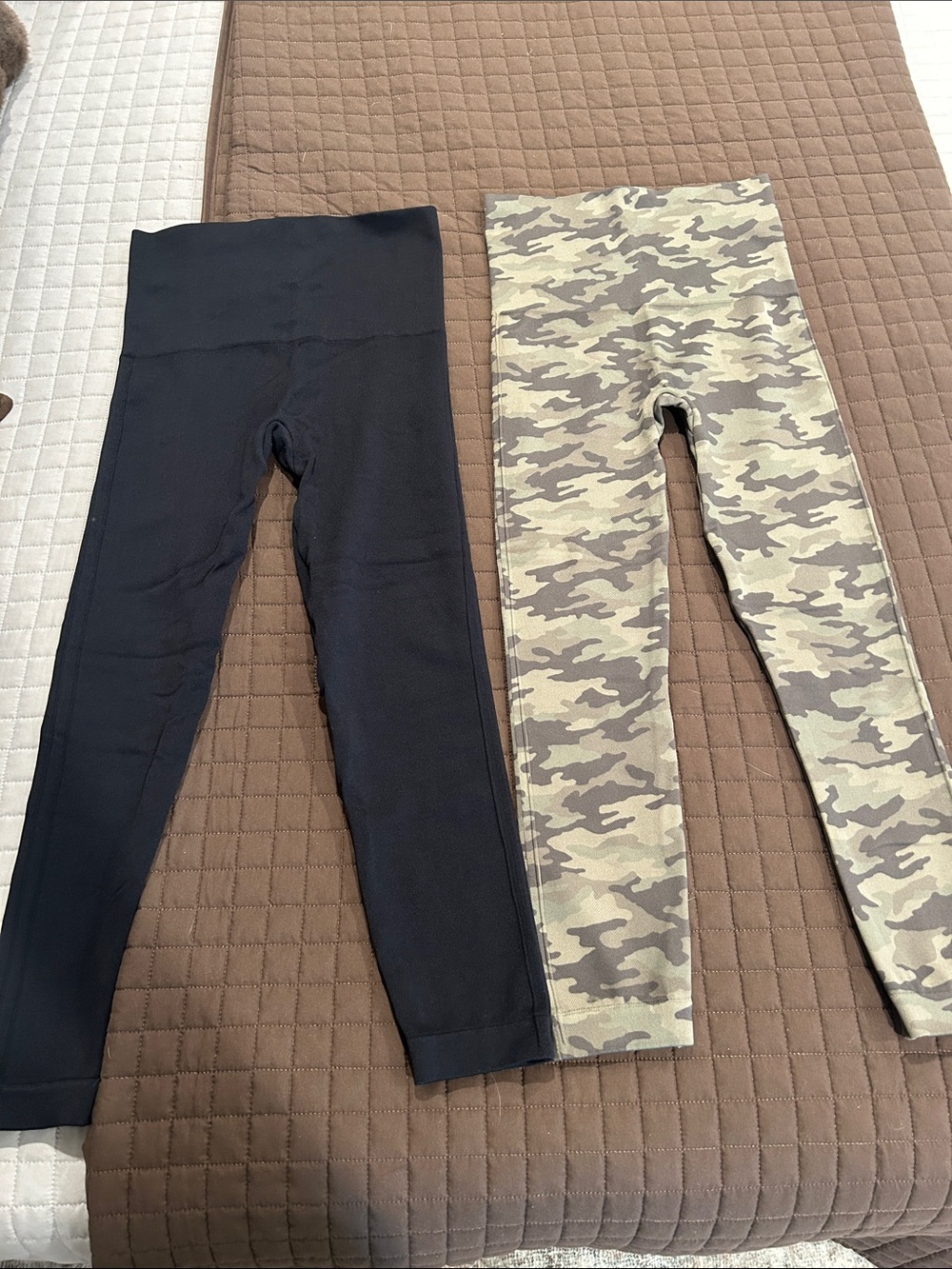 Spanx High-Waisted Black & Camo Leggings Set size small